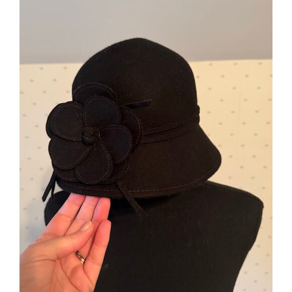 Black Wool Bucket Hat - Picture 3 of 5